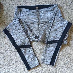 Last Chance Donating 12/11: Avia Yoga Pants